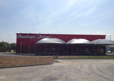 Auvent drive du magasin Auchan de Roncq