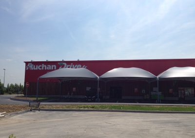 Auvent drive du magasin Auchan de Roncq