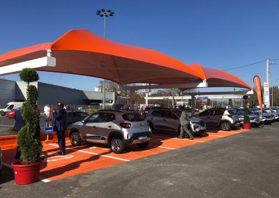 Texabri a construit l'abri pour véhicules de location E.Leclerc Location d'Orly